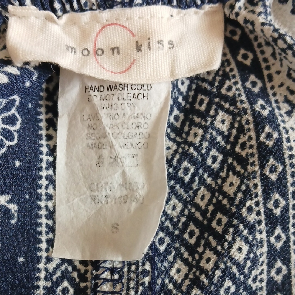 Moon Kiss Elegant Blue and White Patterned Romper Sz S - Picture 6 of 6